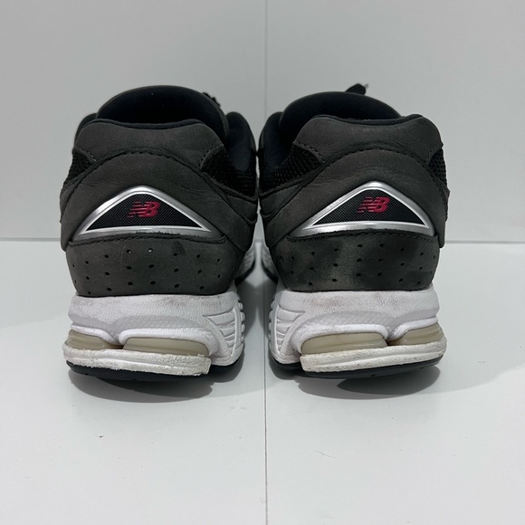 New Balance 2002r Dark Grey - Picture 3 of 7